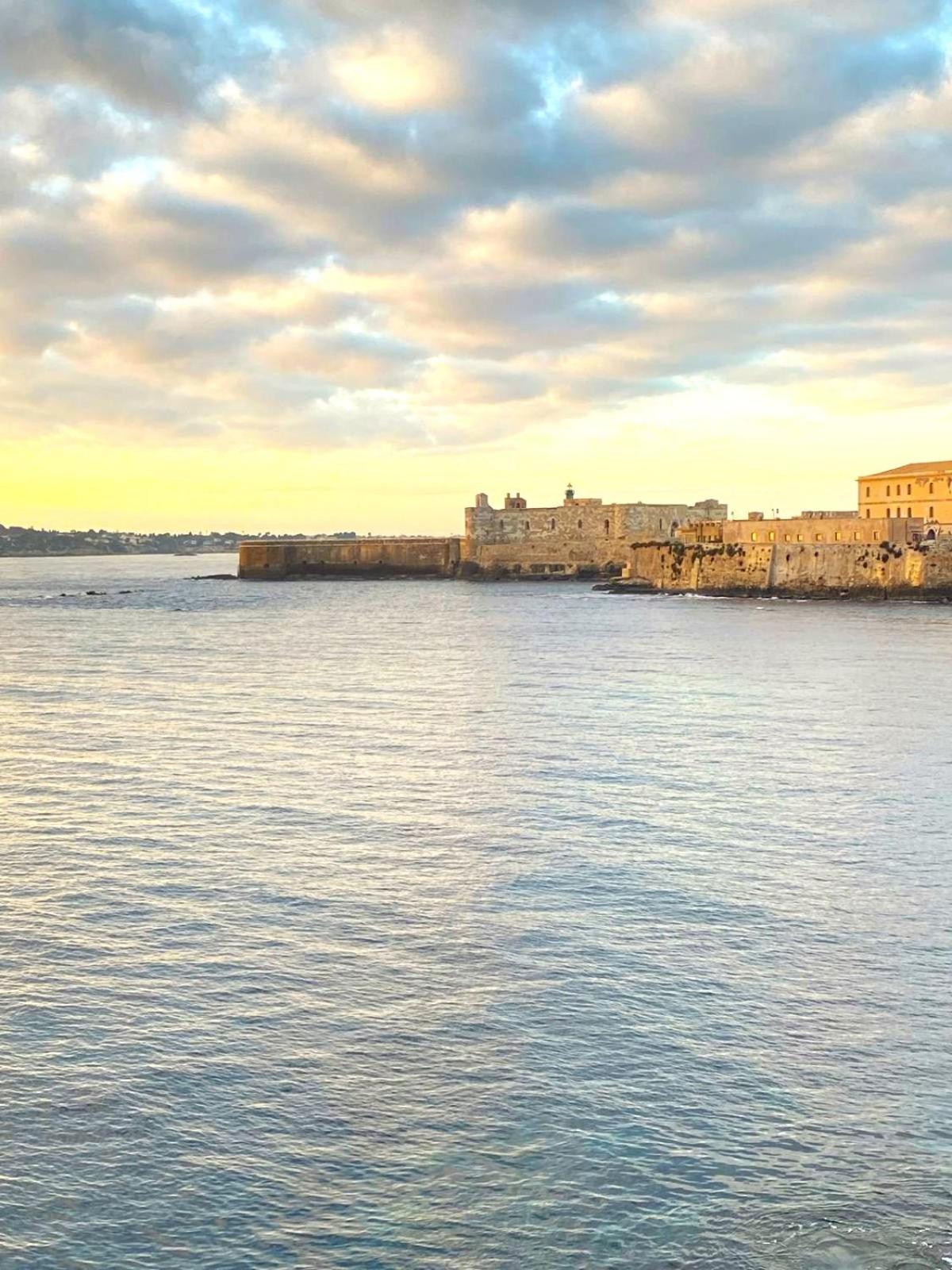 Dolce Rame Ortigia Apartment Сиракуза Екстериор снимка
